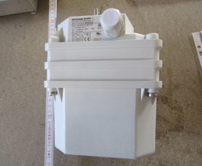 Выключатель
51_2288_BM2Z_299_P
HilfsstromZ_etriebe-Nocken-Grenzschalter
Reihe : 51
Typ : 2288 BM- 299
Größe : 5A/2
Bauform : B14
Schutzart : IP 66 - Modilgehäuse -
mit folgenden Kabelverschraubungen:
1 x M20 x 1,5 Klemmbereich 4 - 14 mm rechts
1 x M20 x 1,5 Klemmbereich 4 - 14 mm links
mit eingebautem 5-Wendelpotentiometer der
Fa. : Megatron
Typ: AL 1705, 1 KOhm
angetrieben über Poti-Kupplung 